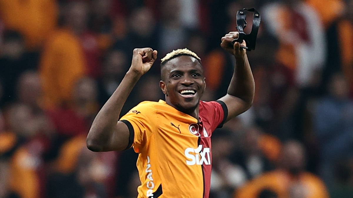 Victor Osimhen, gol krallığında zirveye çıktı