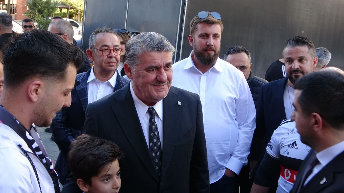 Serdal Adalı, açılışa katıldı