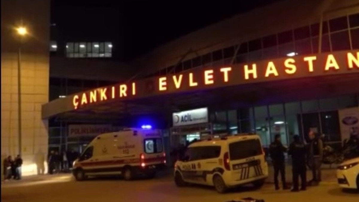 Çankırı'da husumetli grup arasında sokak ortasında silahlı kavga: 4 yaralı