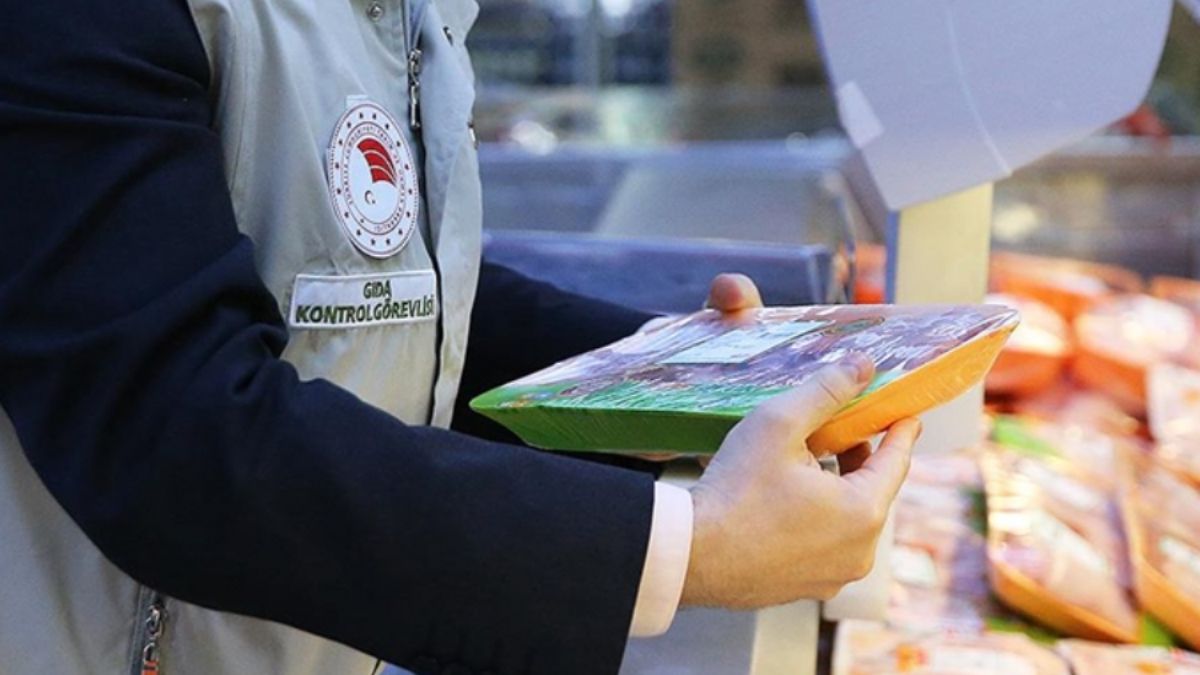 Eskişehir’de gıda denetiminde 1,4 milyon TL ceza kesildi Eskişehir’de gıda denetiminde 1,4 milyon TL ceza kesildi