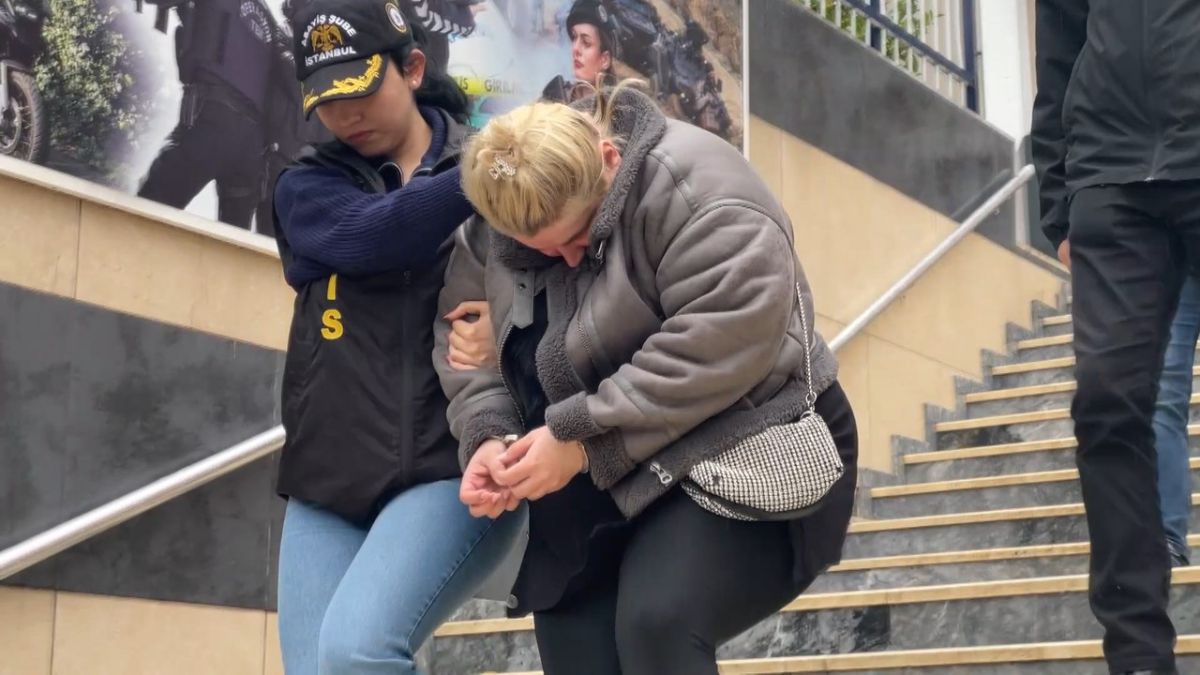 İstanbul'da kuyumcudan 100 bin liralık bileklik çaldı