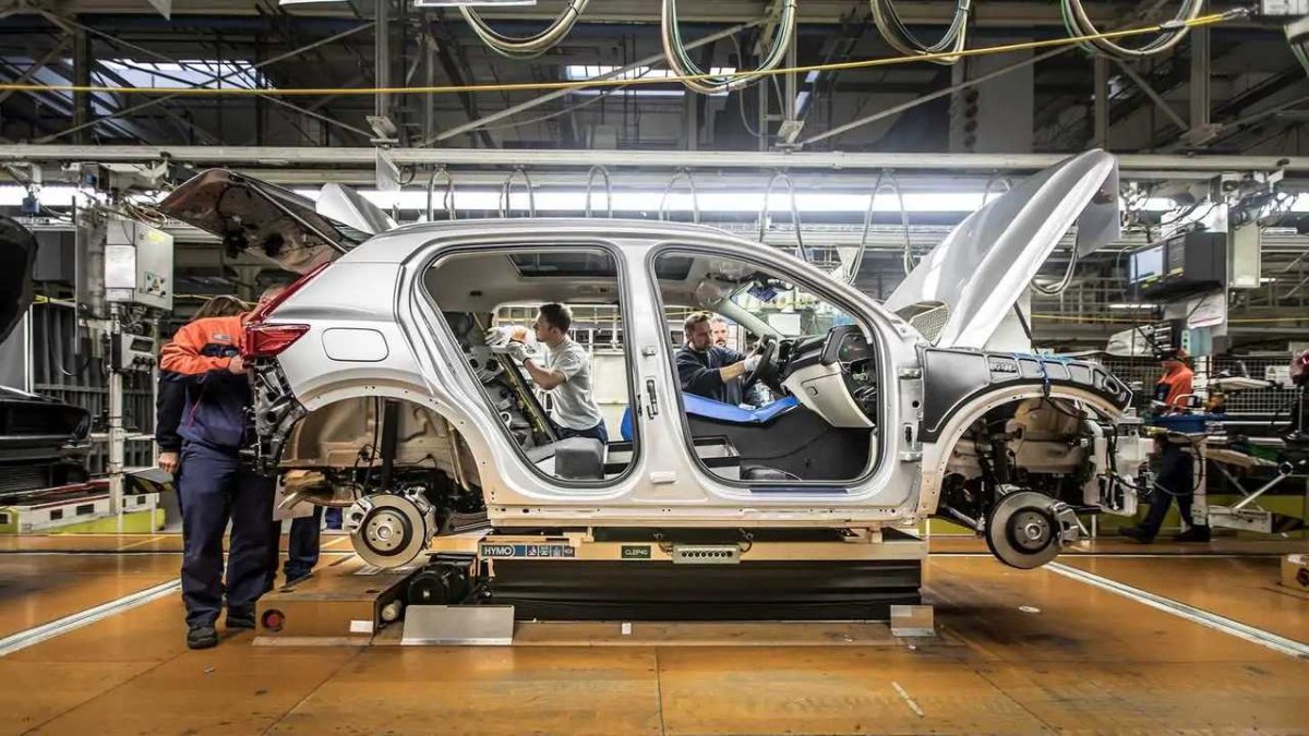 Otomotiv sektöründe deprem! İki büyük otomotiv devi iflas başvurusunda bulundu