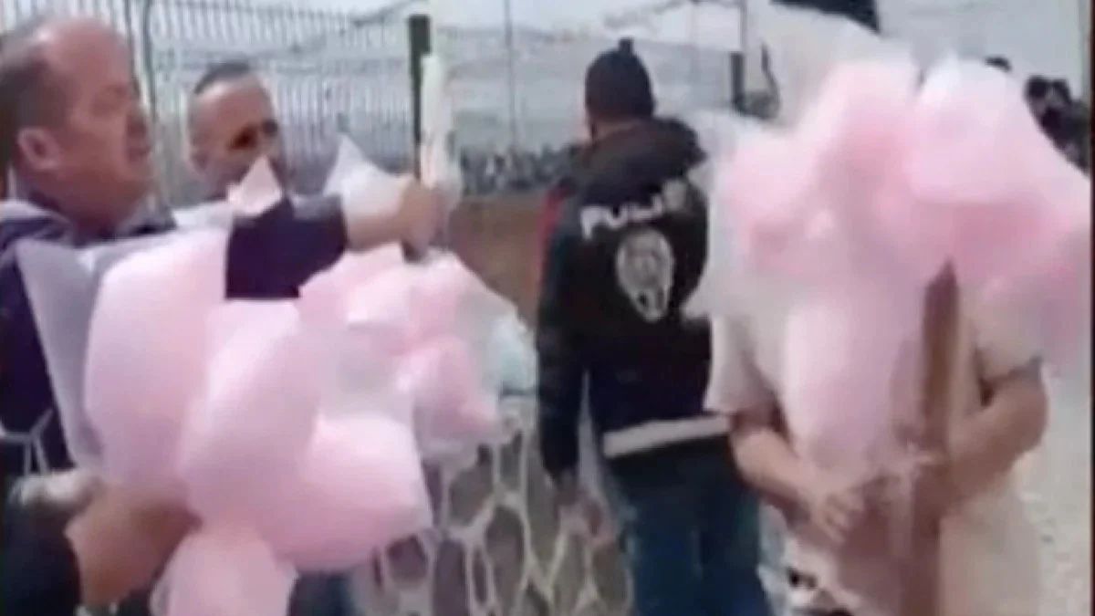 Şırnak'ta polislerin çocuklara pamuk şeker dağıtmasına ilişkin Ali Yerlikaya'dan açıklama