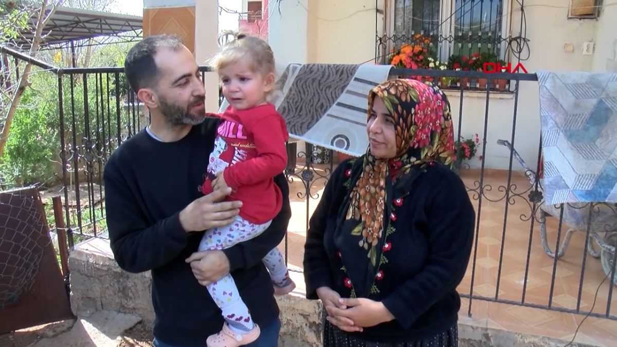 Adana’da Kübra Naz’ın biyonik kulağı çalındı