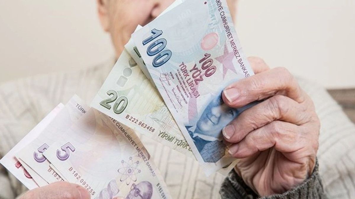 Emeklinin bayram ikramiyesi siber dolandırıcıların hedefinde
