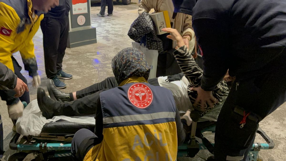 Edirne’de otomobil yaşlı kadına çarpıp kaçtı