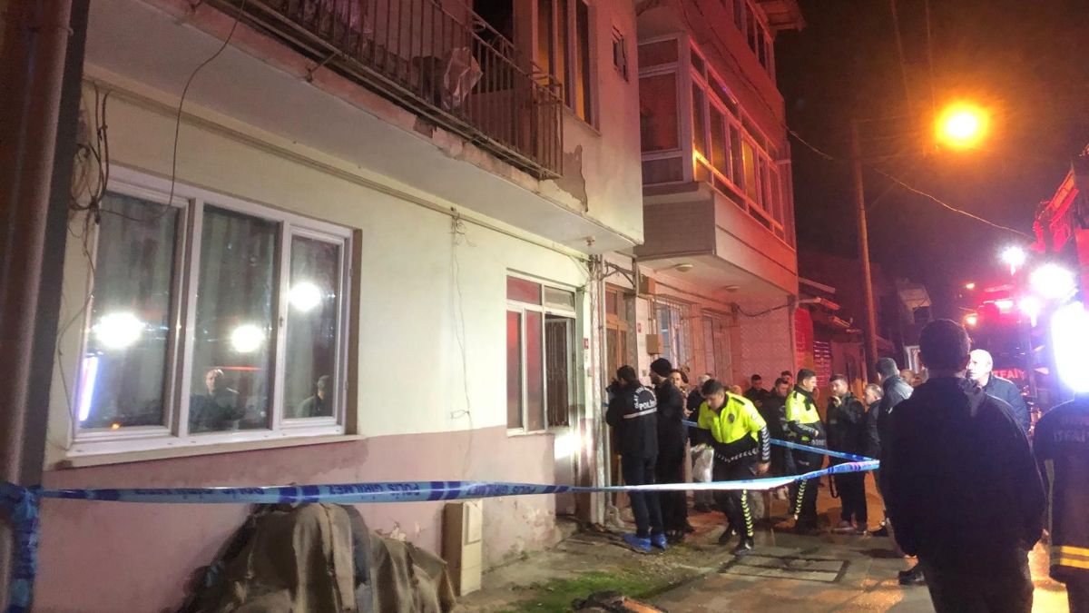 Bursa'da çıkan yangında 3 aylık bebek ve 4 yaşındaki çocuk hayatını kaybetti