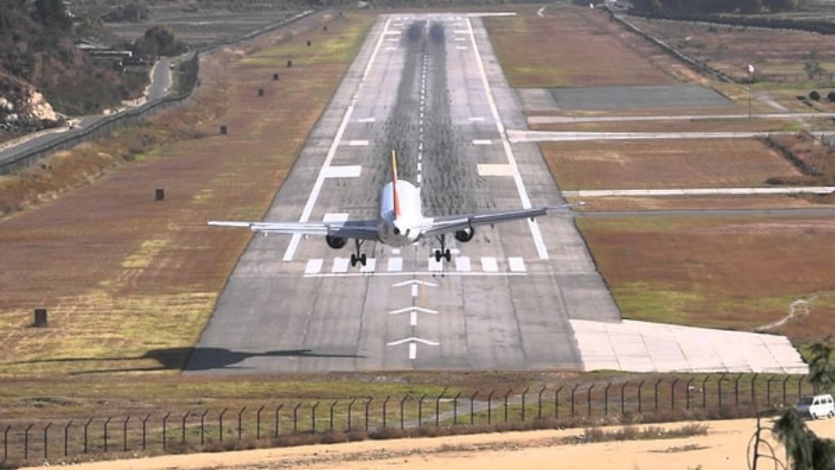 Dünyanın en zorlu havalimanı belli oldu! Oraya yalnızca 24 pilot inebiliyor
