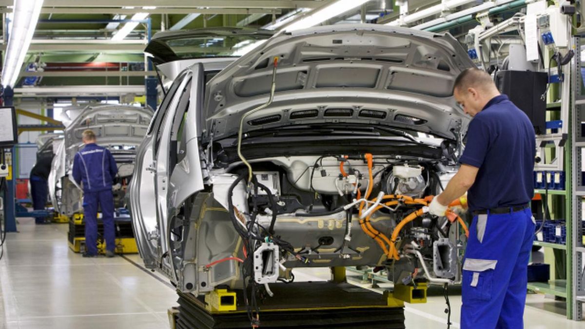 Otomotiv devi satıldı! Yeni sahibi bakın kim oldu