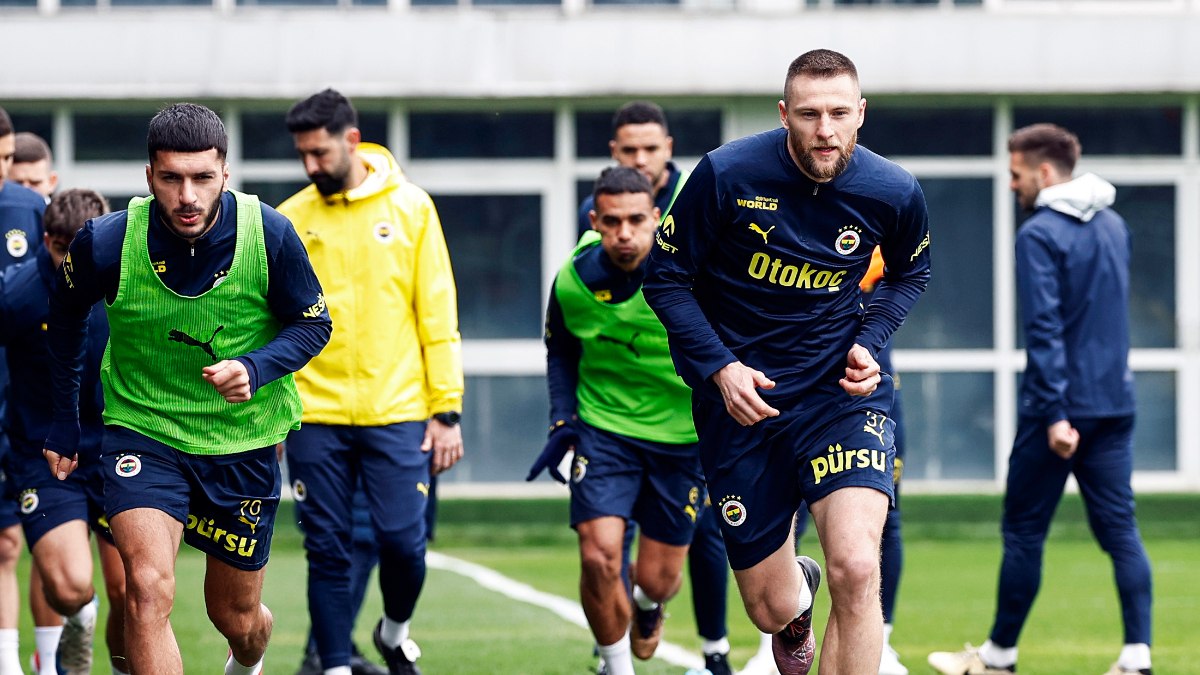 Fenerbahçe'de Sivasspor maçı hazırlıkları başladı