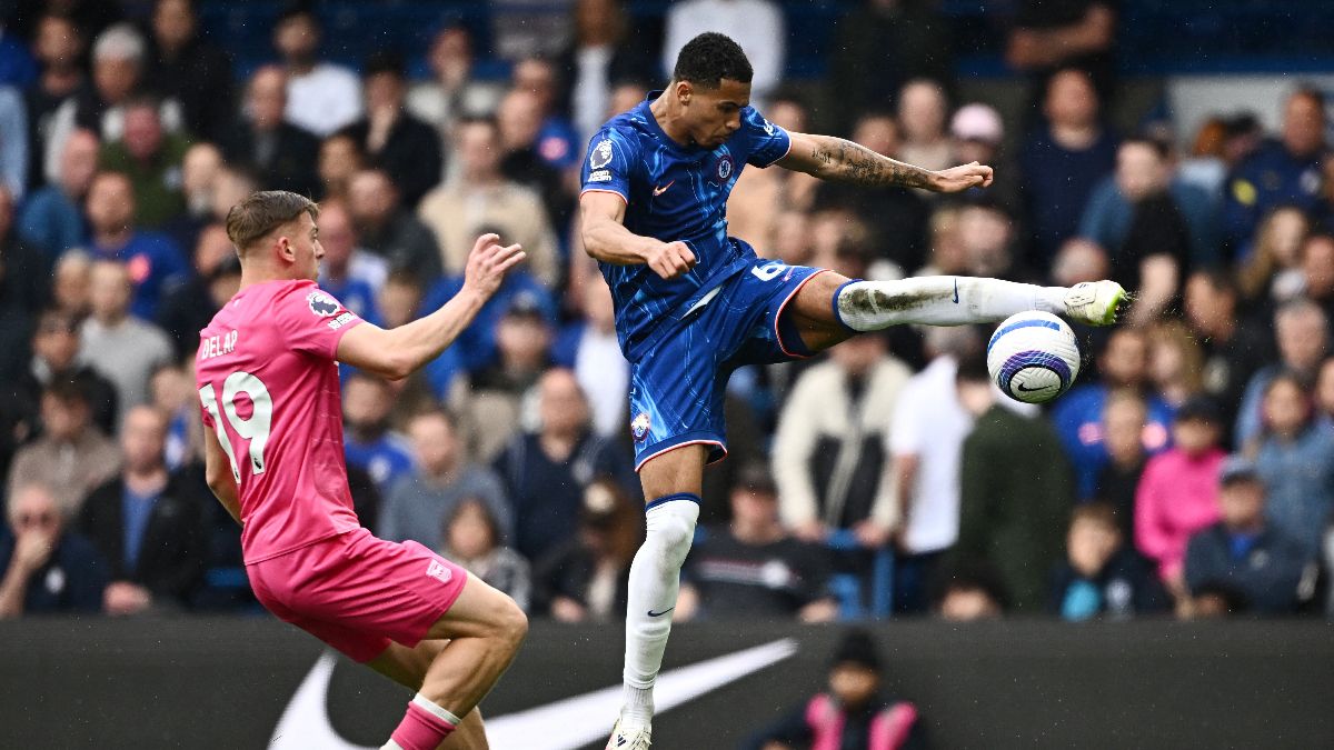 Chelsea, Ipswıch Town'la berabere kaldı