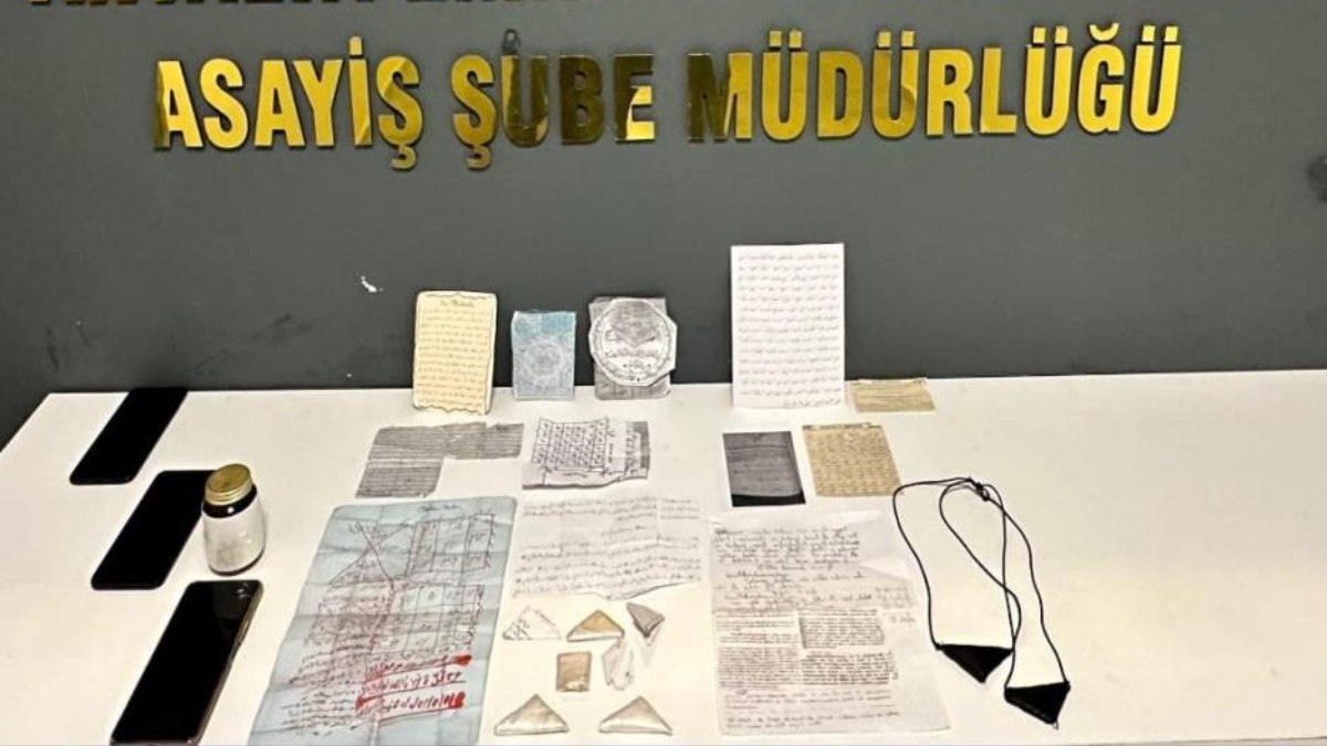 Antalya’da sözde hocalar 865 bin TL’lik vurgunla yakalandı