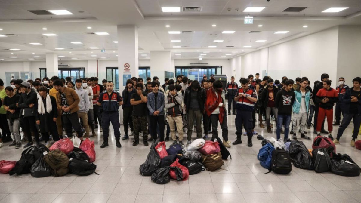 Edirne ve Kırklareli'nde 32 düzensiz göçmen yakalandı