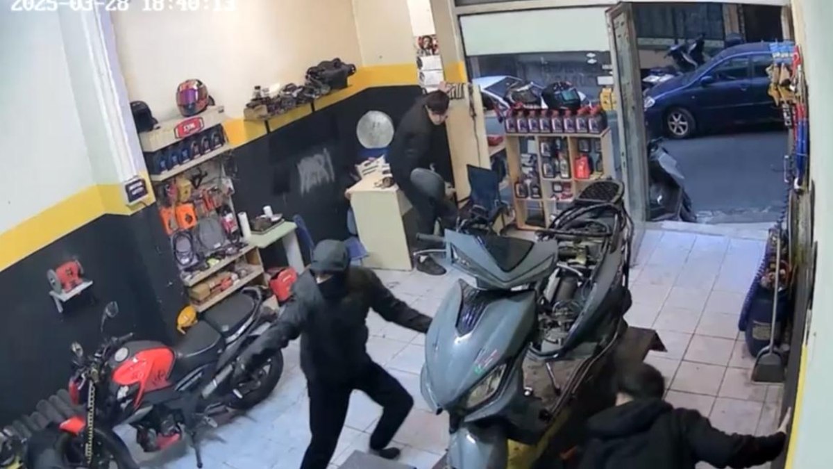 İstanbul'da bastıkları tamirhaneyi kurşun yağmuruna tuttular