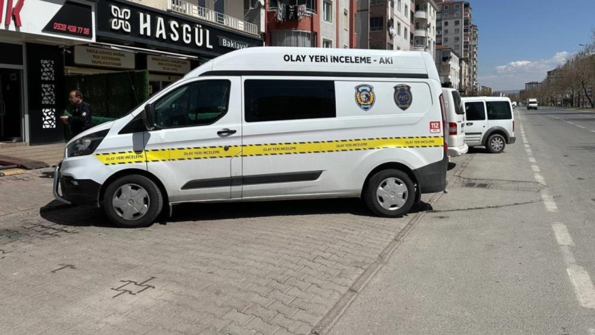 Kayseri'de alışveriş sırasında husumetlisi tarafından öldürüldü