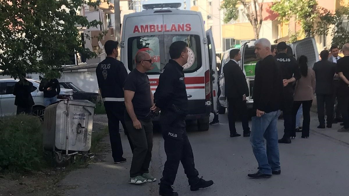 Balıkesir'de anne ve oğulun yaşadığı evde şüpheli ölüm