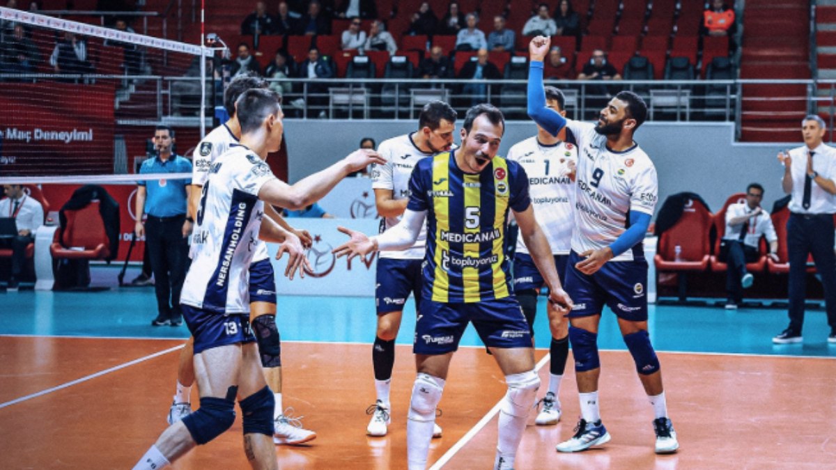 Fenerbahçe, Arkas Spor'u Devretti: Play-off'ta İlk Maçta Güçlü Başlangıç!