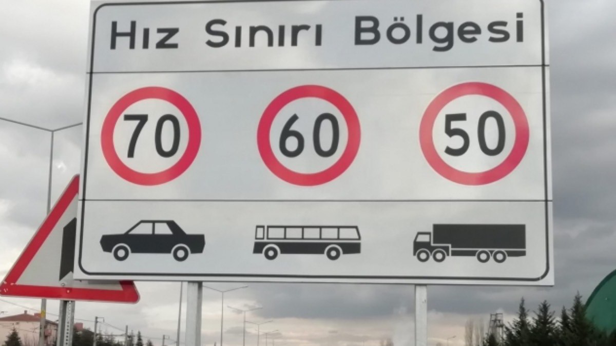 Sürücüler dikkat! Gazı fazla kaçıran yanacak: İşte yeni hız limitleri