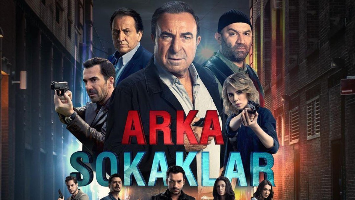 Arka Sokaklar'a yeni oyuncu: Komiser rolüyle aşık edecek...