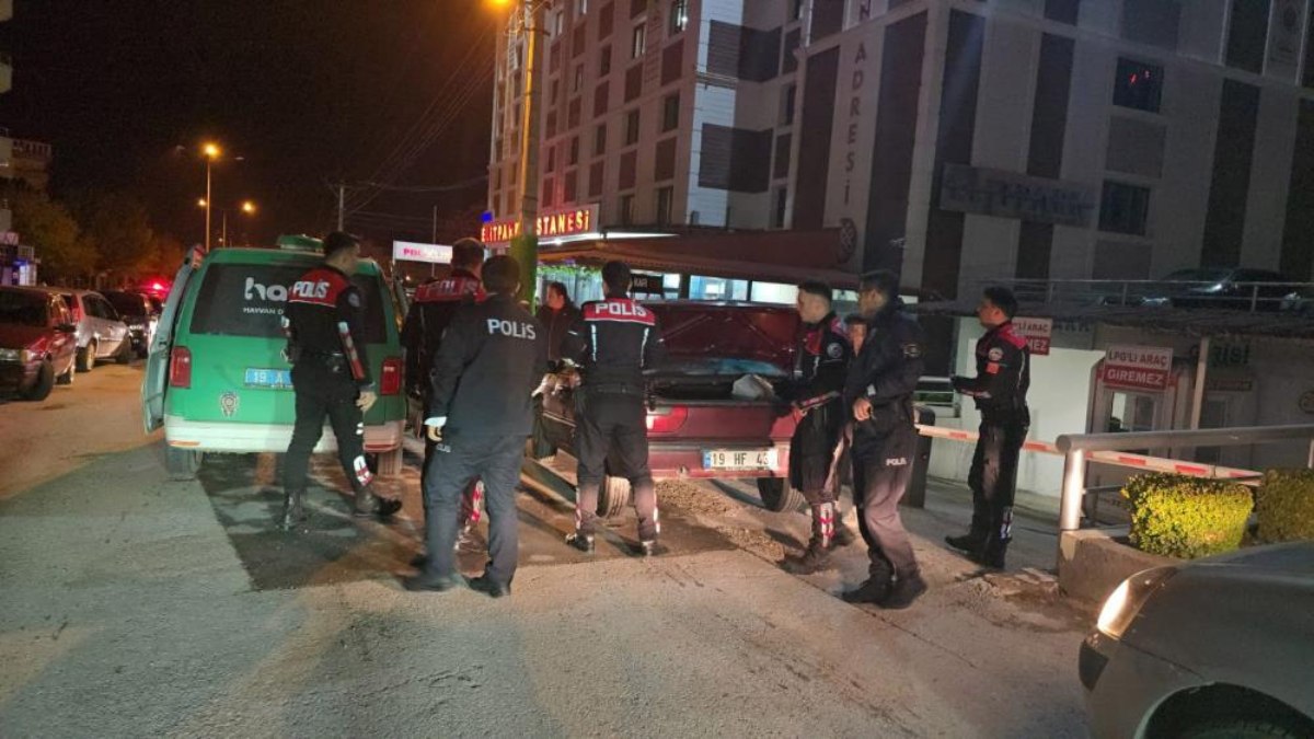 Çorum'da polisi peşine takan 16 yaşındaki ehliyetsiz sürücü 60 bin lira ceza yedi