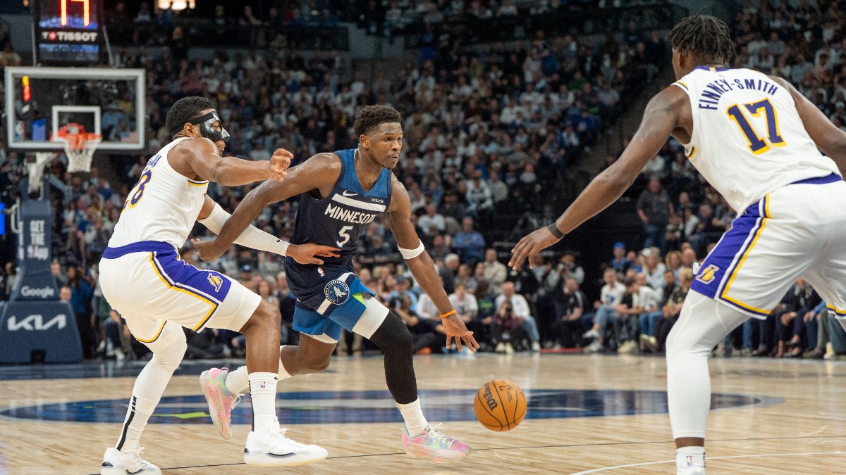 Timberwolves, Edwards'ın 43 sayı attığı maçta Lakers'ı yendi