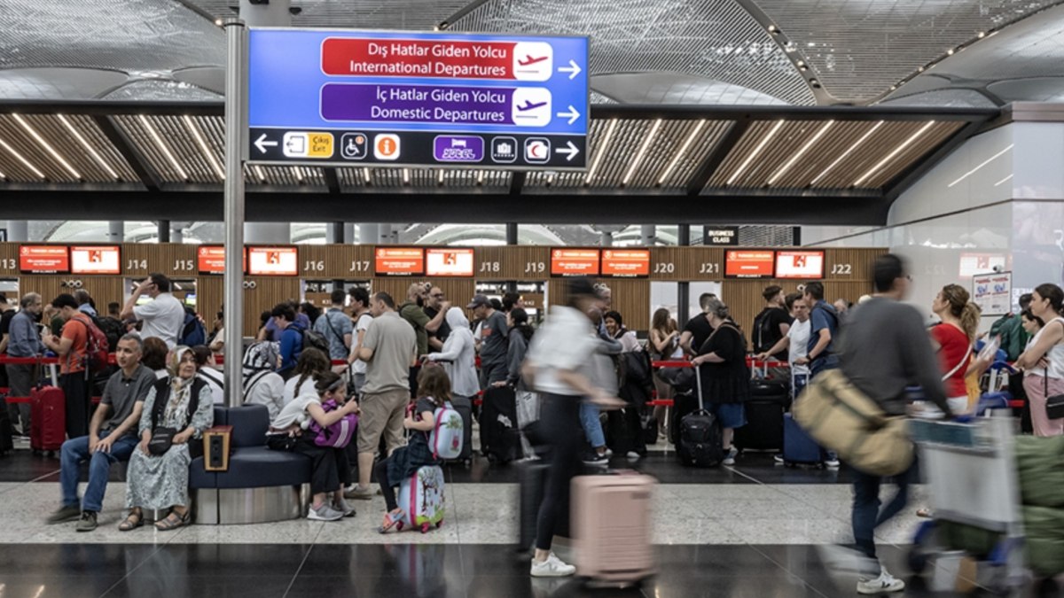İstanbul havalimanlarının yolcu sayısı ilk çeyrekte 30 milyona yaklaştı