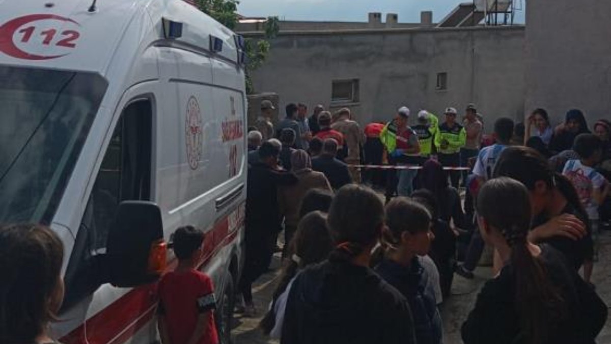 Kilis'te eşinin otomobille çarptığı 5 aylık hamile kadın öldü