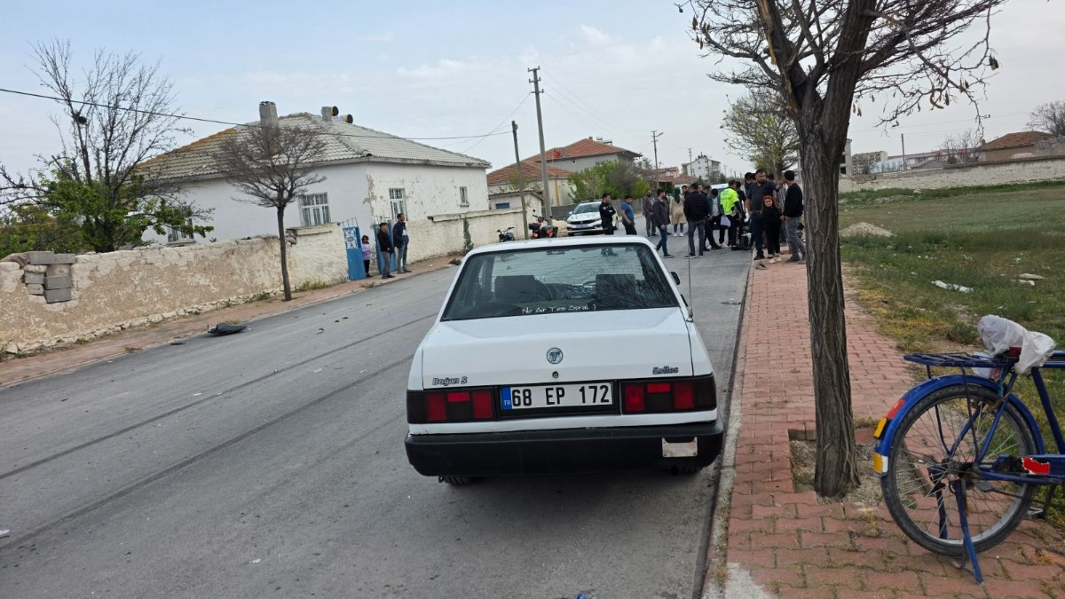 Aksaray'da elektrikli motosiklet otomobille çarpıştı: Sürücünün gözü çıktı
