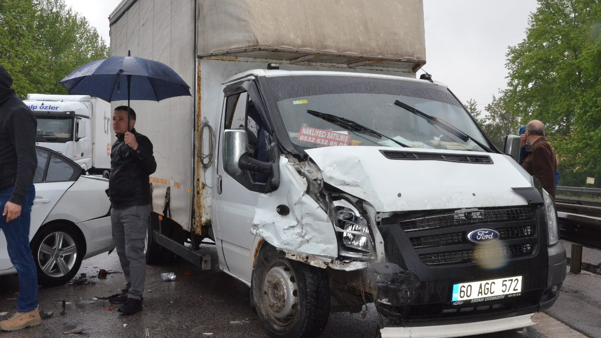 Sakarya Anadolu Otoyolu'nda 7 ayrı kaza