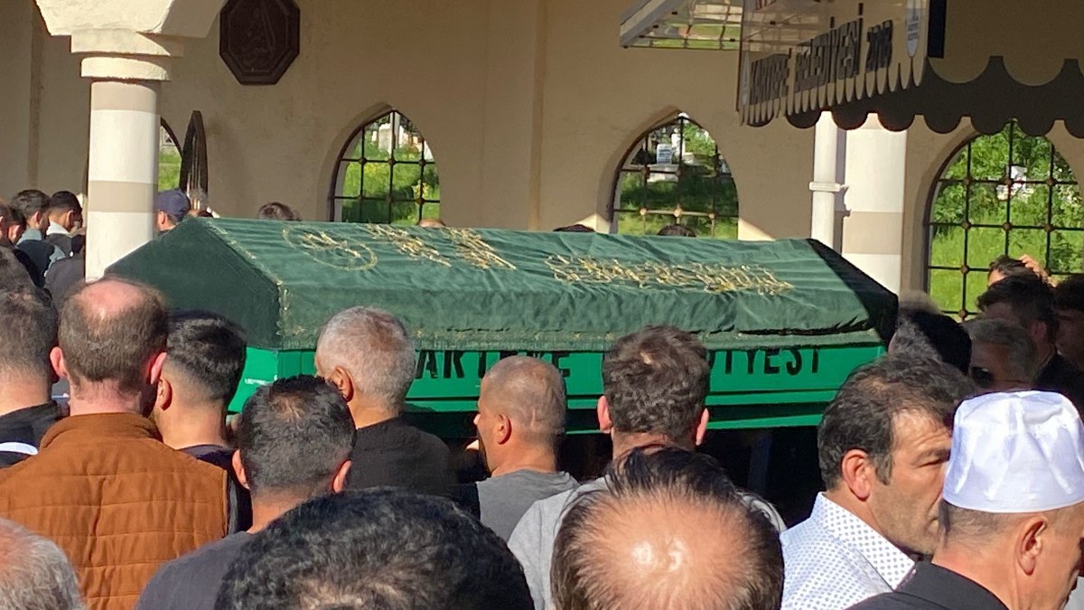 Kocaeli'de miras kavgasında amcasının öldürdüğü gence veda