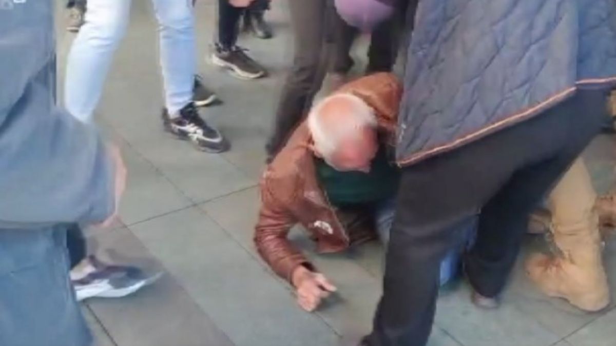 Özgür Özel'e saldıran kişinin gözaltına alınmadan önceki son anları
