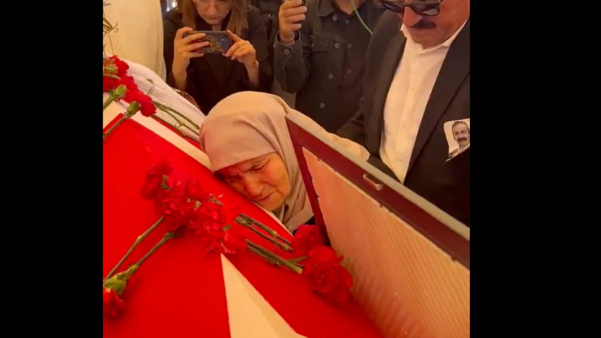 Sırrı Süreyya Önder'in annesi: Beni de götür beraber gidelim