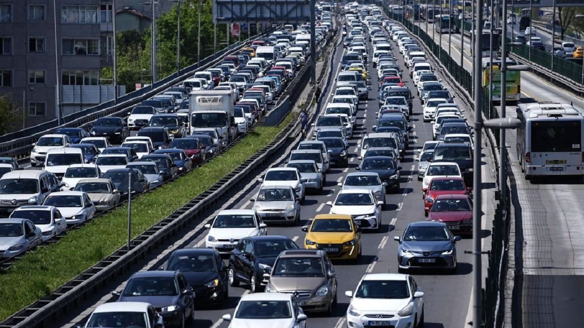 İstanbul'da trafiğin yıllık maliyeti 6 milyar doları geçiyor