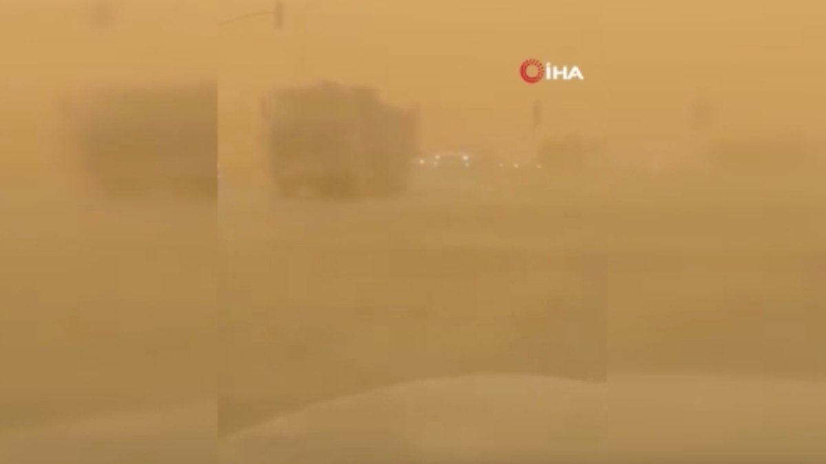 Irak'ta kum fırtınası etkili oldu