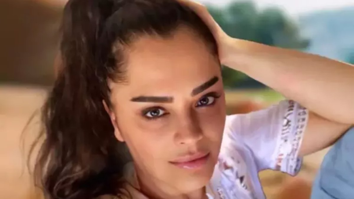 Şarkıcı Reyhan Karaca'yı ağlatan itiraf: 