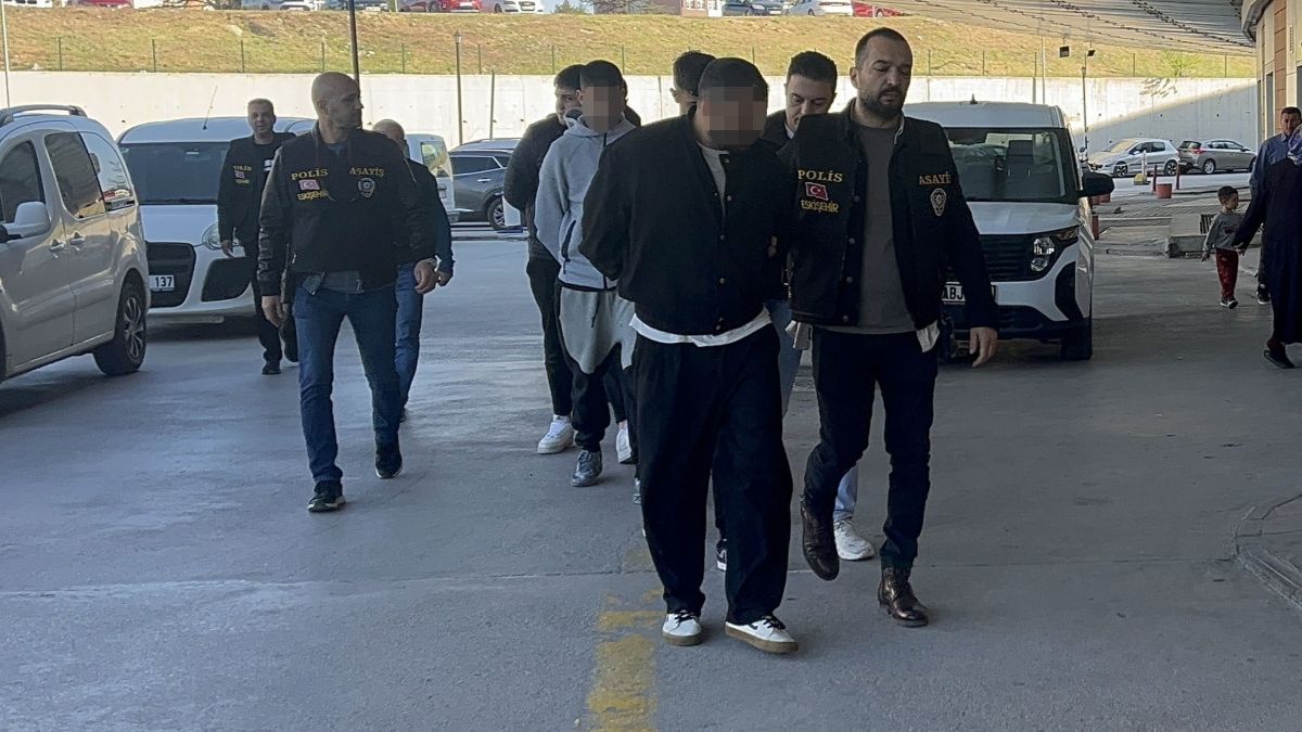 Eskişehir’de sahte altın çetesi çökertildi: 8 gözaltı