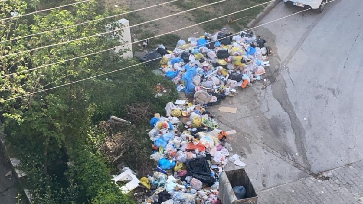 CHP'li belediyelerde çöp sorunu bitmiyor