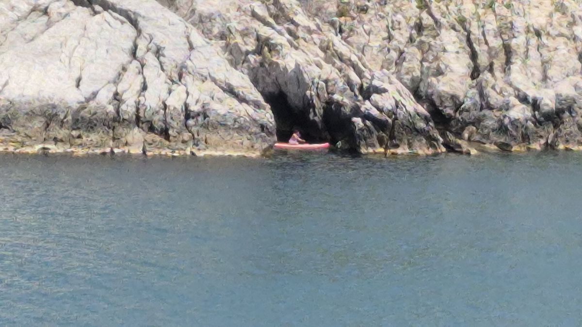 Bartın'da Rus turist yasaklı bölgede denize açıldı