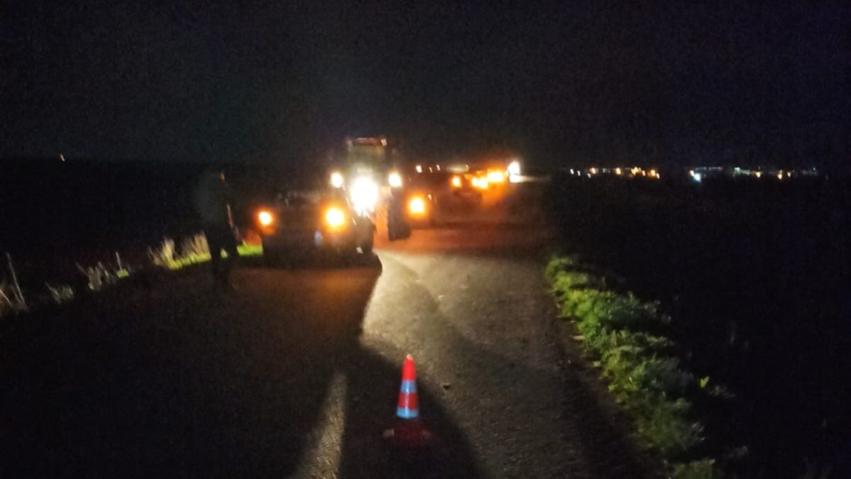 Kars’ta 2 hafif ticari araç çarpıştı: 1 ölü, 4 yaralı