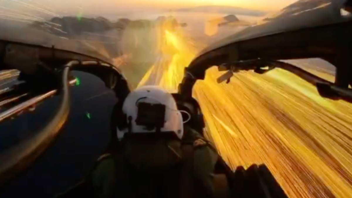MSB, tatbikatta helikopterden atış görüntüsü paylaştı