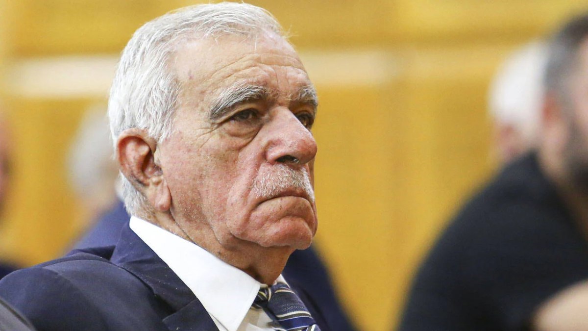 Ahmet Türk'e 