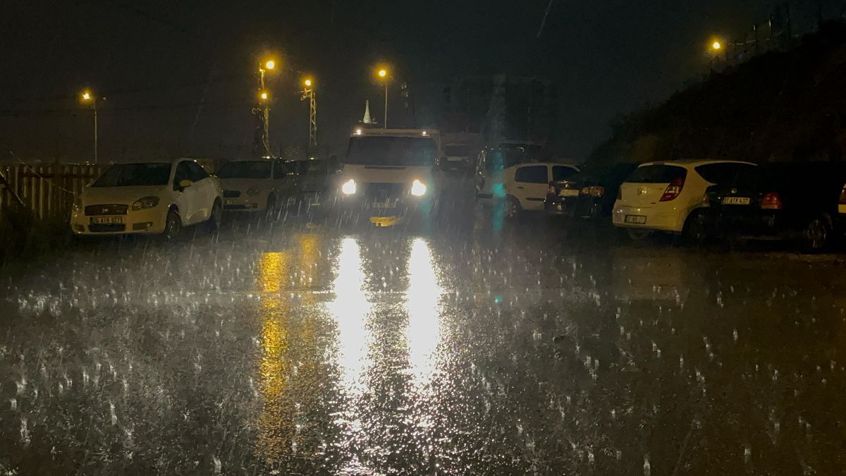 Hatay’ı dolu vurdu