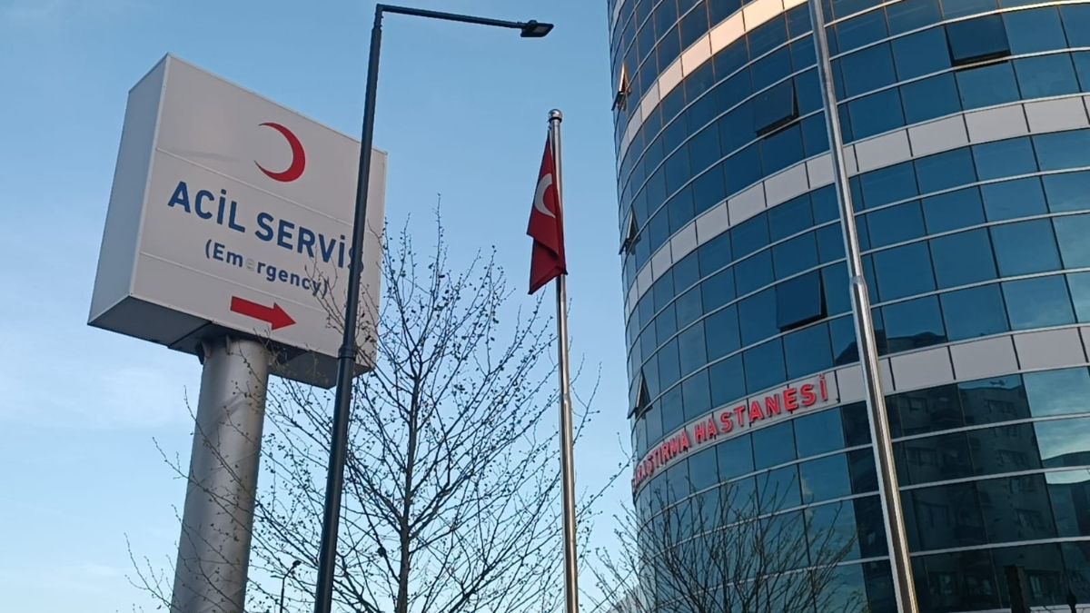Batman'da 40 lise öğrencisi tavuk dönerden zehirlendi