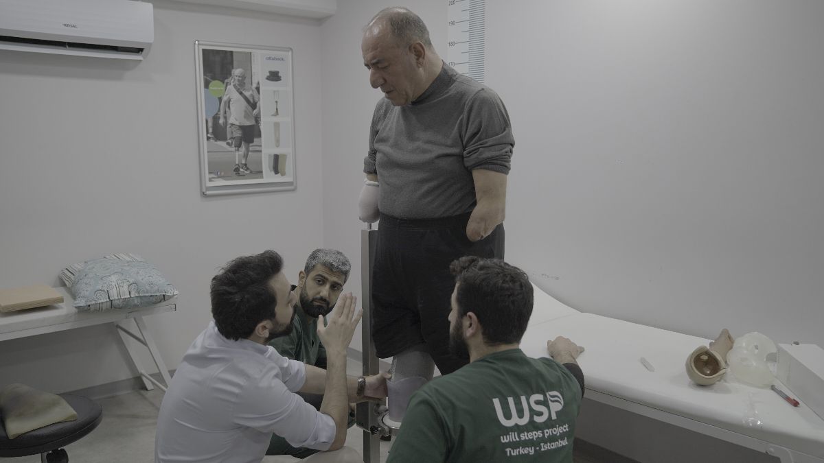 İstanbul'da iş kazasında 3 uzvunu kaybeden işçi, protezlerine kavuştu