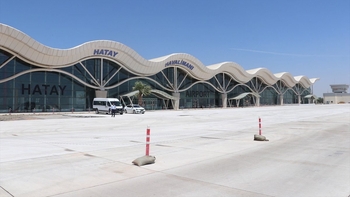 Hatay Havalimanı'nda 1 ay süreyle yenileme çalışması yapılacak