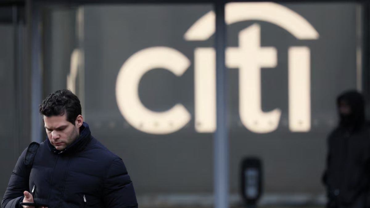 Citi, 3 ay sonrası için altın fiyatı tahminini artırdı