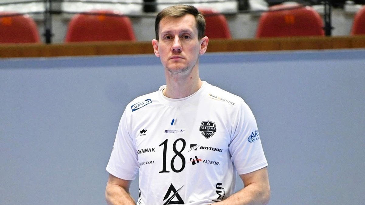 Gebze Belediyespor Erkek Voleybol Takımı, Dmitrii Bahov'u kadrosuna kattı