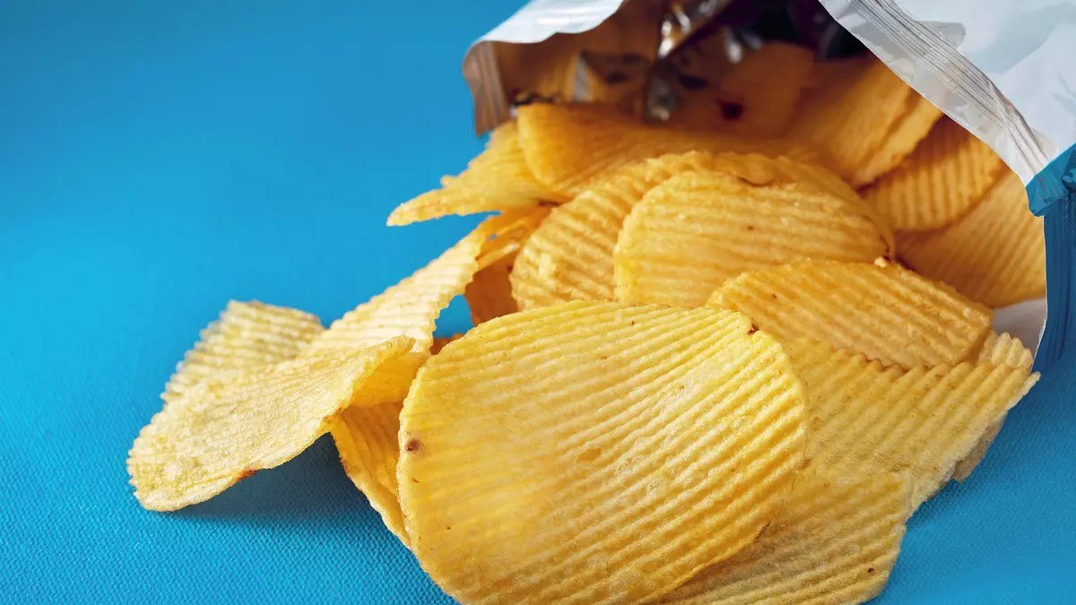 Ünlü cips markasında “kanser” tehlikesi: Tüm raflardan toplatılıyor