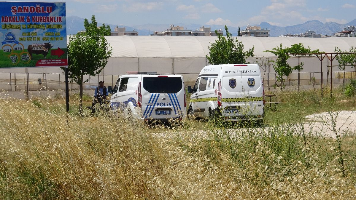 Antalya'da aracını tamir ediyor sanılan kişinin hayatını kaybettiği anlaşıldı