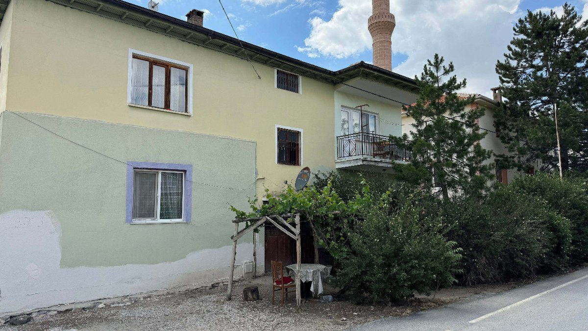 Konya'da 'babası kayıp, annesi öldü' notuyla terk edilmiş bebek bulundu